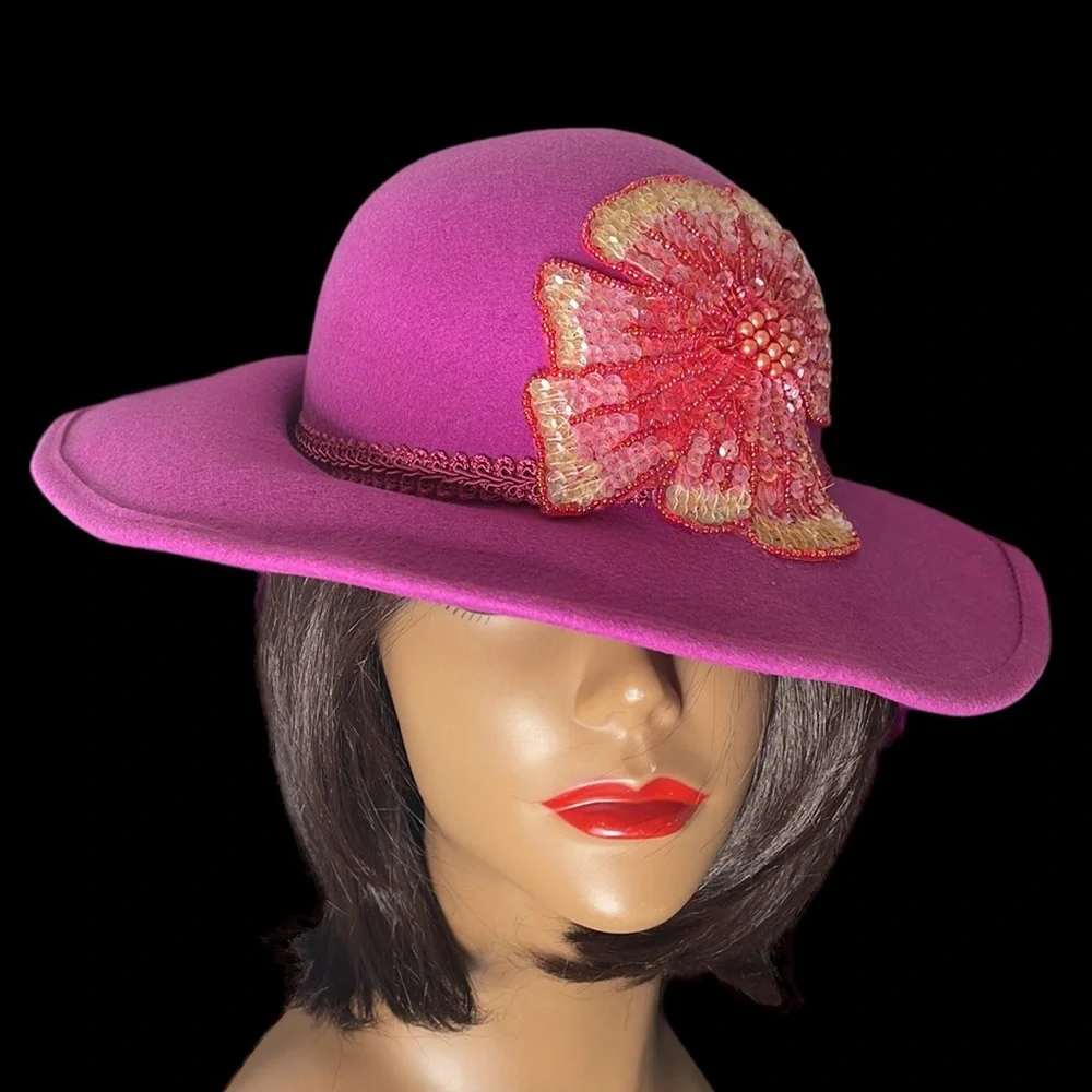 Vintage Fushia Wool Hat with Flower - Picture 4 of 16